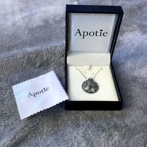 Apotie Tree of life necklace.